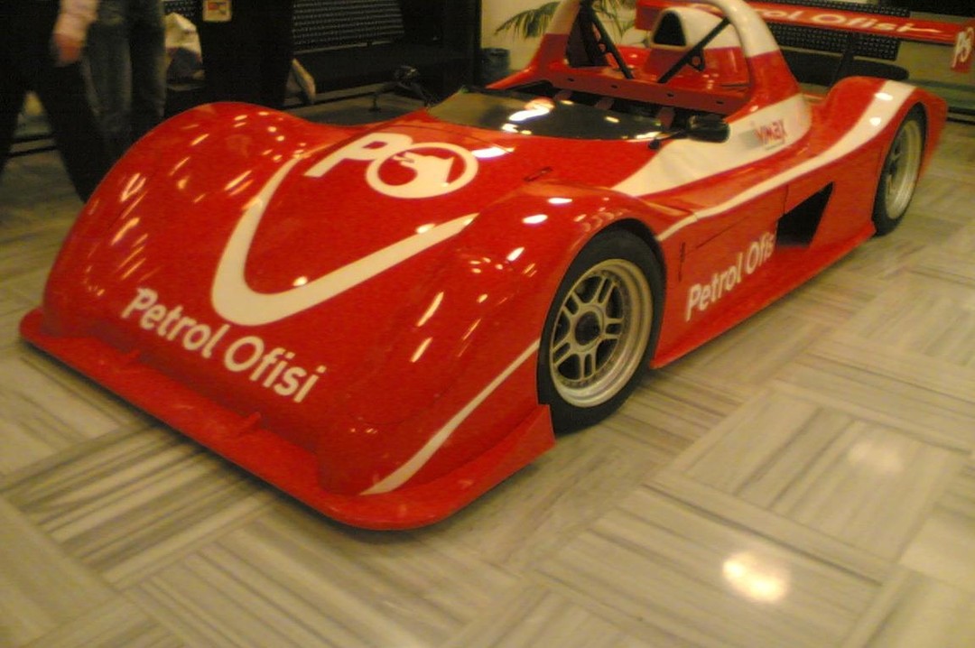 Petrol Ofisi spor araç